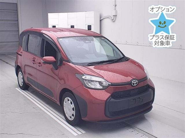 Фотография TOYOTA SIENTA